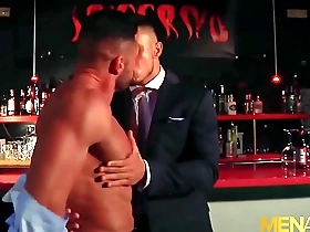 Gabriel Lunnas steamy anal scene with Klein Kerr in a suit