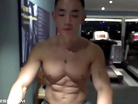 Fitness enthusiasts with great bodies and washboard abs work out with nipple play. Asian muscle worship and sucking.