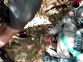 Public park blowjob accident turns into fetish fulfillment